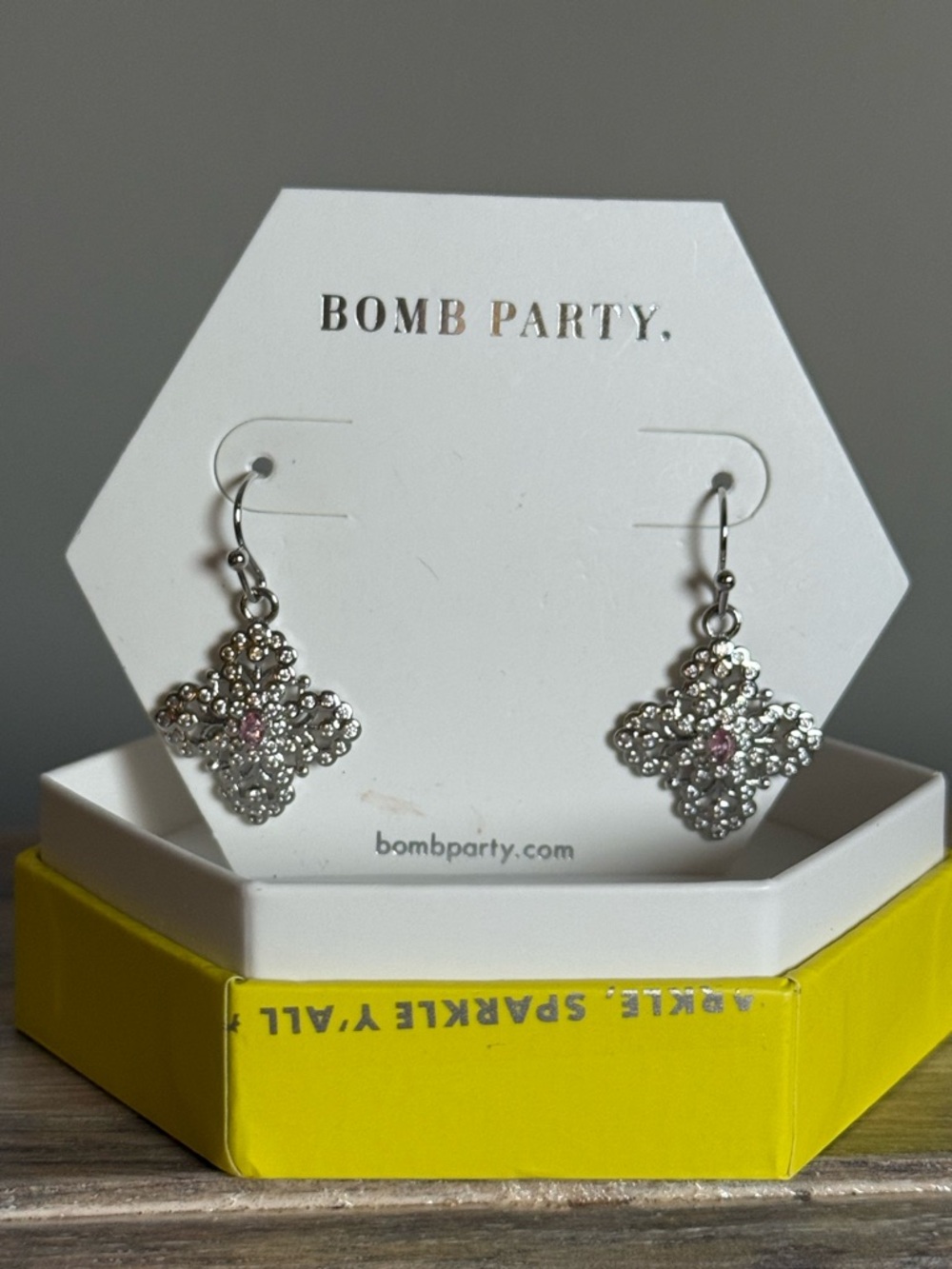 Bomb Party OG Earrings “Dazzling Clover” Brand New! #41